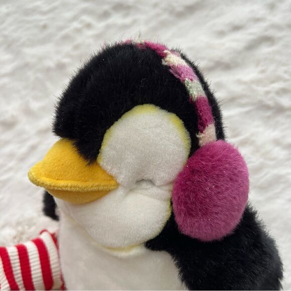 Russ Berrie Daisy Chain Plush TUX the Penguin w Earmuffs Stuffed Animal Toy - Picture 2 of 10